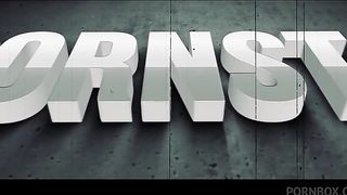 morena bunduda se exibindo no carro | Stella | Loupan producoes