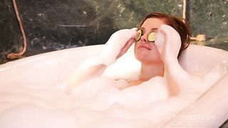 Dana DeArmond and Sovereign Syre make their Lesbian Fantasies Cum True