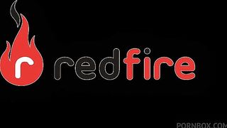 Verao sexy! Uma resenha na piscininha com muita sacanagem com Giovanna Bombom e Betina Alvarenga [Part 1]