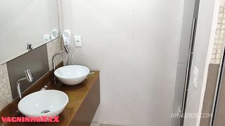 Tesao matinal e tirando a virgindade da namorada do meu melhor amigo Vagninho e Kel Aguiar