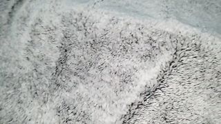 Tocando a Mi Hermanastra Embarazada Bajo Las Sabanas