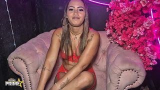 MARIDO CUCKOLD ADORA ESPOSINHA DANDO A BUCETA