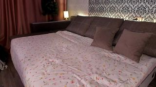 FOLLANDO A MI COMPANERA DE PISO Y LLENANDOLE LA VAGINA DE SEMEN