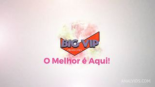 STRIPPER SAFADA FODE COM 2 AMIGOS