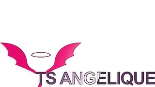 TS Angelique - Merry Christmas from Mami Claus