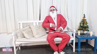 O bom velinho encheu meu cu de porra