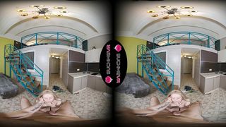 EVA BARBIE PLAYS JULIET AS HER ROMEO TAKES HER FROM BEHIND IN VR