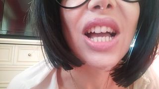 BUSTY DOCTOR CHECKS IF YOU ALREADY KNOW HOW TO EJACULATE-LA DOTTORESSA TETTONA CONTROLLA SE SAI GIA EIACULARE ITALIAN