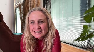 PRIVATE COUCH FISTING TIME