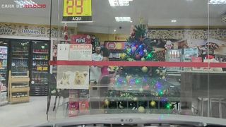 VAGABUNDA DEU O CU DEPOIS DE TOMAR UMAS