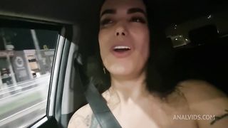 fiz um gangbang no meio da trilha, dei pra 3 paus diferentes e desconhecido