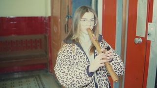 CUTE BABY DOLL GETS HER FEET WORSHIPPED & REWARDS ME WITH AN OILY FOOTJOB