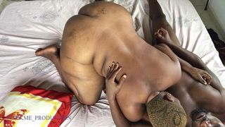 MATURE PROSTITUTE DIDN T EXPECT HER CLIENT TO HAVE A BIG DICK