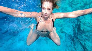 MEDITERRANEAN UNDERWATER SEX AND PISS