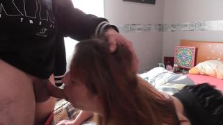 MAMADA DE MUJER INFIEL ME CORRO EN SU BOCA.