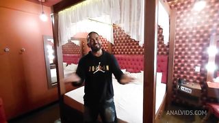 VITORIA BEATRIZ em GONZOS & GOZOS 4