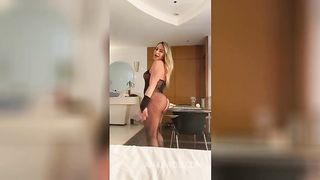 CLEO CADDILAC - Seguidor me pegou de jeito