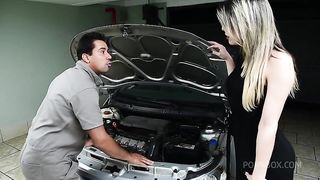 Lorena have to say something to the mechanic