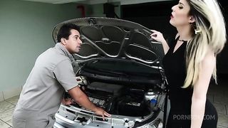 Lorena have to say something to the mechanic