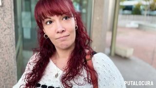 PUTALOCURA - MADURITA PELIRROJA ISIS BLACK CHARLA CON TORBE Y SE LO FOLLA EN PILLADAS