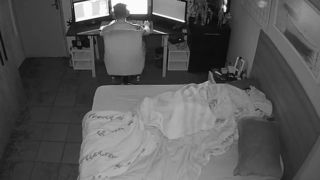 ELA ESTA CHEIO DE OLEO E PRONTA PARA FODER QUEM QUER COMER ?