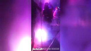 Show de Natal sexo ao vivo lesbo com a mamae noe Karol Wins e a rena Jessica Winchester