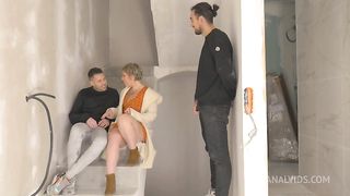 4k Double penetration blondie fucked on stairs