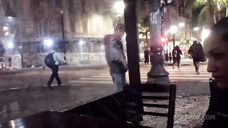 Aghata quente nao tinha dinheiro pra mim pagar meu dolares americano pagou de outro jeito trazendo gostoso