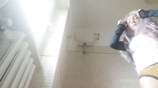 Pee and Farts very hard on the wc with Chantal Channel
