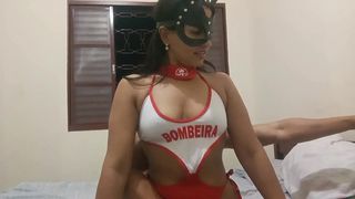 FEMALE FIREFIGHTER RESPONDS TO EMERGENCY GIVING HER ASS AND PUSSY