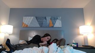 BAILEY WILDE SUCKS HUGE CROSSDRESSER S COCK