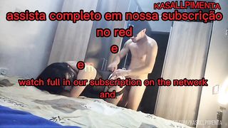 Chamei o novinho para fuder meu rabo estilo cachorrinho pauzudo abriu meu rabo
