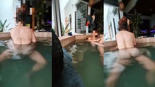 ESPOSA CONSOLANDO A AMIGO DE SU ESPOSO