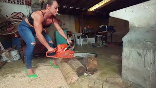 SMOKING WHILE REVVING A CHAINSAW