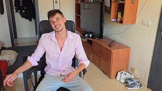 PLAYING WITH A CRAZY TOY!!