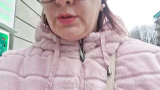 Real wonderful farts while walking in the city center 4K