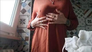 CHANTALCHANNEL - PLAY WITH MY TAMPON AND PEE FOR YOU