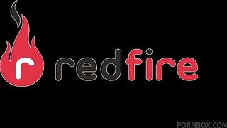 Manu Fox fodeu com dois no motel com Anal e leite na cara