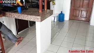 My uncle came to take advantage of me again when I'm home alone