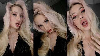 ELZA KOM SEXY HOT GIRL