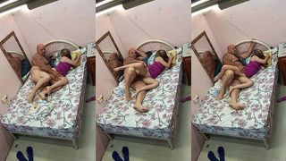 ELA AGORA QUANDO ELE CHEGA DO TRABALHO PARA DEVORAR ESSA SAFADINHA