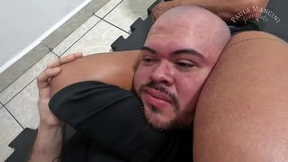 ARM WRESTLING CHALLENGE - PUNISHED LOSER BY SCISSORS