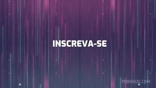 Meio primo alisou minha buceta me deixou cheia de tesao