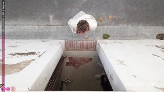 Touriste francaise baisee par 2 gars sur un chantier en espagne - BTS