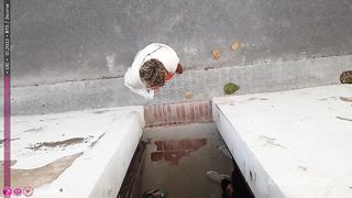 Touriste francaise baisee par 2 gars sur un chantier en espagne - BTS