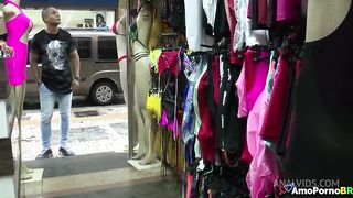 Melhor vendedora de SexShop do bairro