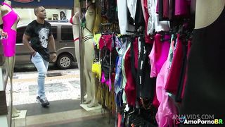 Melhor vendedora de SexShop do bairro