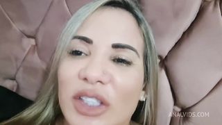 Tentando goxar sozinha ate que ele apareceu