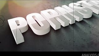 Loirinha safadas se exibindo no carro e dando cuzinho na praca | Charlotte | LP Producoes