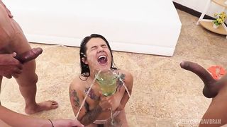 IVANNA JAMES DAP. TP. 5 on 1 + Pissing. LTP159